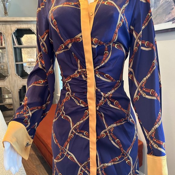 Elegant Navy and Gold Chain Print Dress - Picture 6 of 9